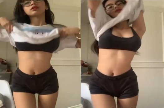 Chịch hàng khủng thì mới phê