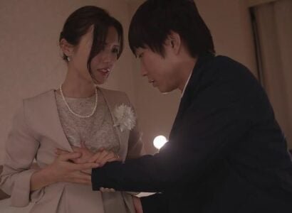 Mẹ kế đụ con sau lễ tốt nghiệp thì thật phê